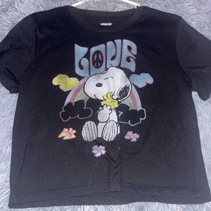 BLACK HIPPIE SNOOPY LOOSE CROP T-SHIRT